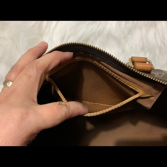 πS O L D π*** SPEEDY 40 *** - Picture 8 of 16